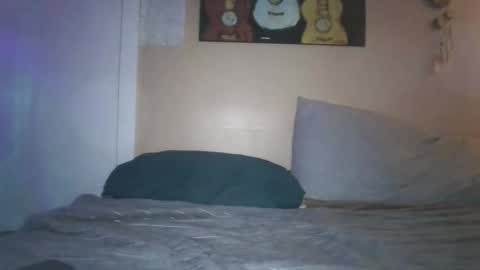 Leah online show from October 7, 4:31 am