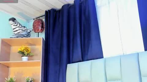 Noah  online show from October 27, 3:21 am