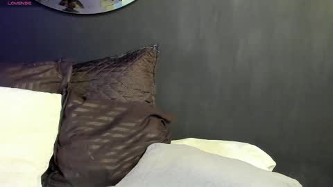 Noah  online show from November 10, 3:16 am