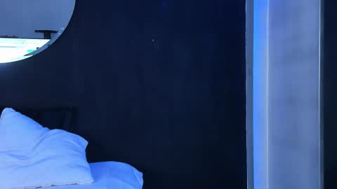 Noah  online show from November 19, 3:28 am