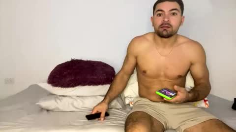 noah_3050 online show from November 23, 9:53 am