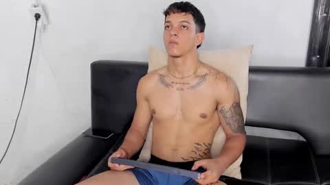 Noah online show from October 15, 7:58 pm