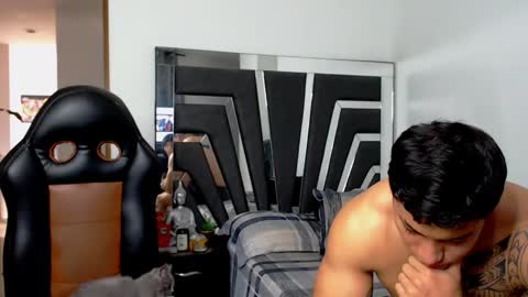 Noah Harris01 online show from November 13, 2:16 pm