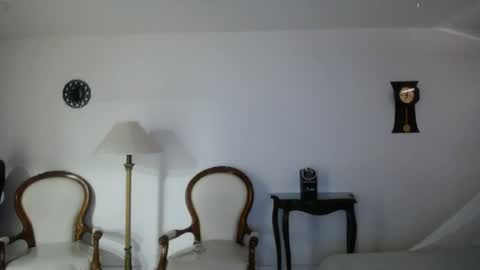 Noah  online show from February 26, 7:38 pm