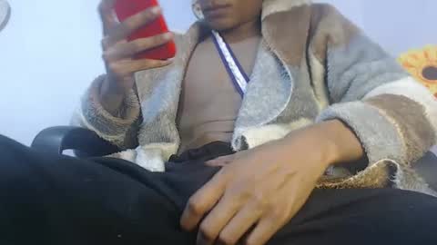 Noah Millers online show from February 12, 5:05 am