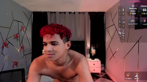 noah_smith04 online show from December 7, 3:19 pm