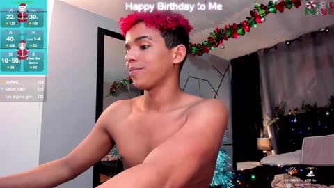 noah_smith04 online show from December 16, 5:54 pm