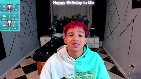 noah_smith04 online show from December 18, 11:34 am