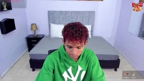 noah_smith04 online show from January 4, 11:54 am