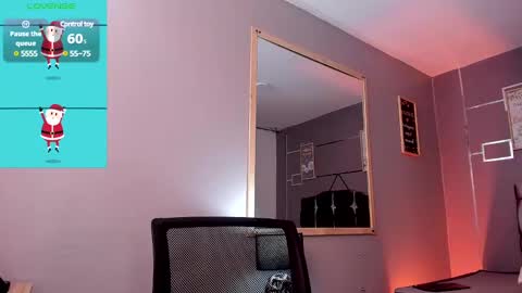 noah_smith04 online show from January 8, 12:15 pm