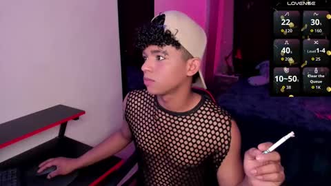 noah_smith04 online show from September 17, 6:53 pm