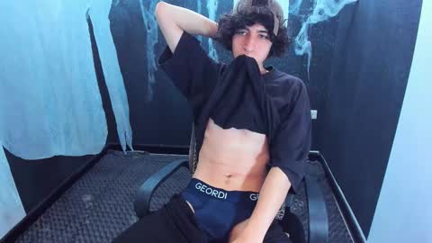 noah_sokolov online show from October 29, 2:52 pm