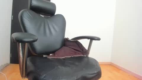 noahcogido online show from October 26, 9:42 pm