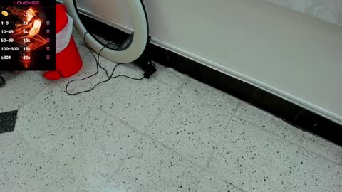 Noah online show from December 24, 3:37 pm