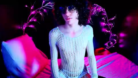 Noah Xtar online show from October 20, 2:17 pm