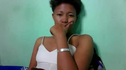 noella711128 online show from September 24, 4:49 am