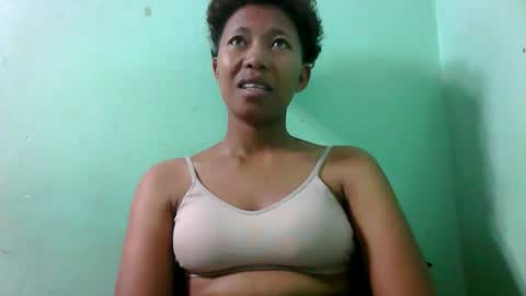 noella711128 online show from September 27, 5:01 am