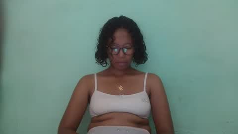 noellah online show from March 5, 6:33 am