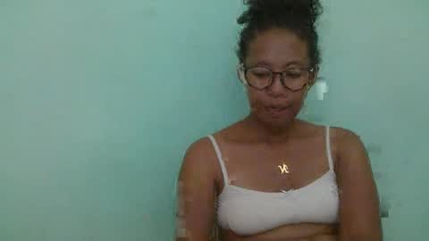 noellah online show from March 5, 4:46 pm