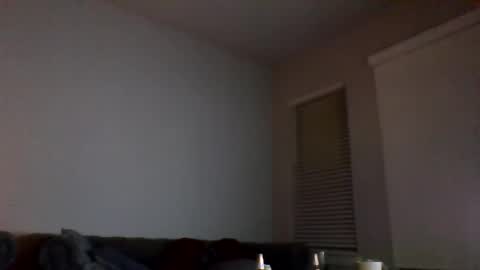 noelng3 online show from February 16, 9:37 am