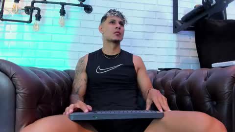 nohanhunter online show from October 18, 11:33 am