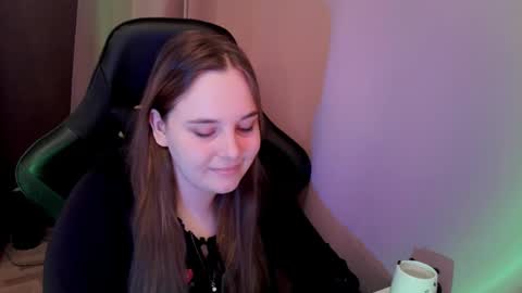 Snapshot of noir_ember_ chatting on November 17, 1:06 pm noir_ember_ online show from November 17, 1:06 pm