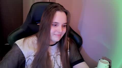 Snapshot of noir_ember_ chatting on December 4, 2:48 pm noir_ember_ online show from December 4, 2:48 pm