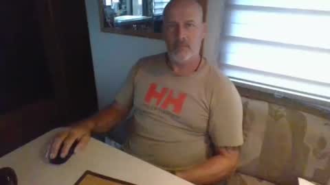 nomadfreedom online show from December 4, 1:42 pm