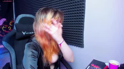 Nora online show from October 3, 10:01 am