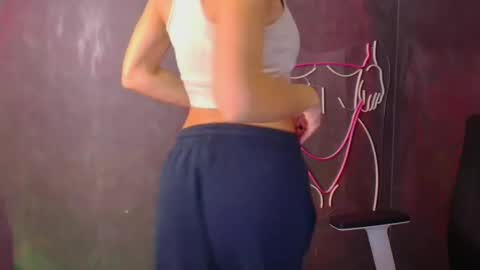 Snapshot of nora_n chatting on September 15, 1:55 pm Nora online show from September 15, 1:55 pm