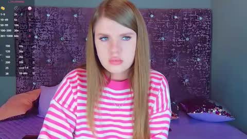 Nora online show from December 4, 3:59 am