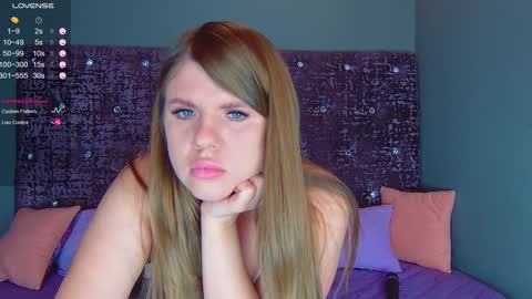 Nora online show from December 26, 11:57 pm