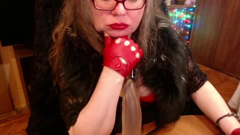 Snapshot of norma_gin chatting on January 3, 11:55 pm miss Tress online show from January 3, 11:55 pm