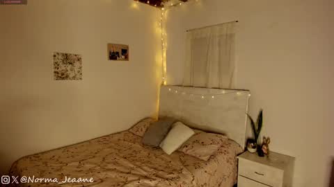 Snapshot of norma_jeaane chatting on February 10, 11:45 pm Norma Jeaane online show from February 10, 11:45 pm