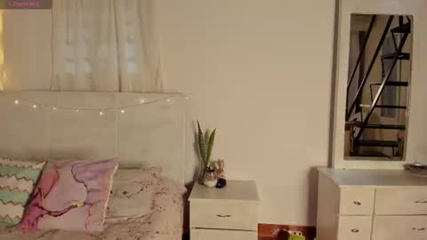 Snapshot of norma_jeaane chatting on February 27, 8:20 pm Norma Jeaane online show from February 27, 8:20 pm