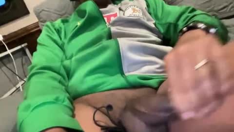 nostringfun online show from December 19, 3:19 pm