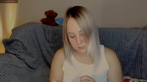 Snapshot of not_nakedcat chatting on September 15, 2:28 pm hi glad to chat online show from September 15, 2:28 pm