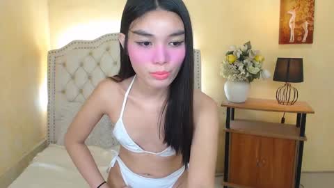 Kyline online show from December 2, 6:30 am