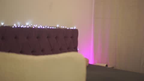 Tina online show from December 10, 4:27 pm