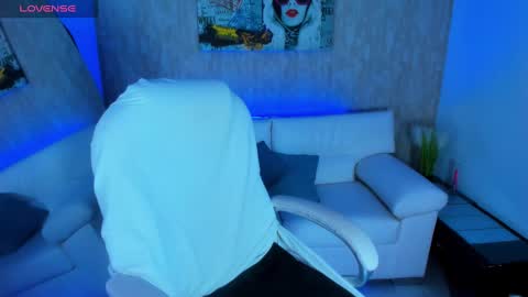 nova online show from October 18, 5:21 am