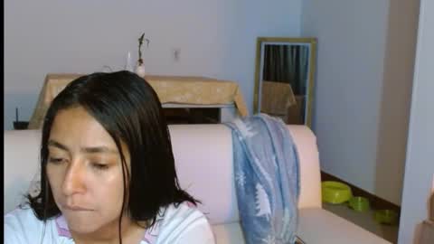 novaperotti online show from January 2, 2:00 am