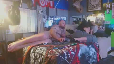 Snapshot of nuckl3deep chatting on December 14, 11:59 am nuckl3deep online show from December 14, 11:59 am