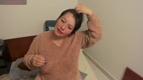 nuit_rose online show from January 12, 2:03 am