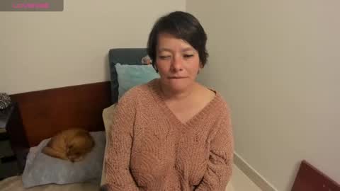 nuit_rose online show from January 12, 5:13 am