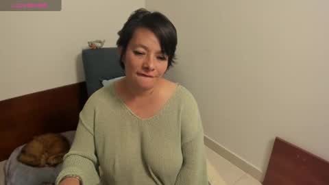 nuit_rose online show from January 14, 4:36 am