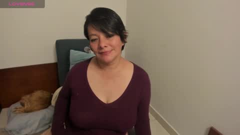 nuit_rose online show from January 20, 4:54 am