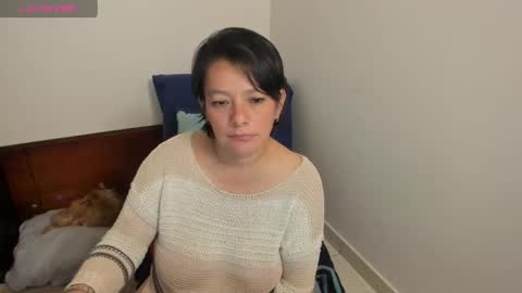 nuit_rose online show from March 5, 4:45 am