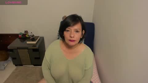 nuit_rose online show from September 10, 2:22 am