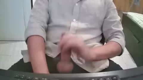 nuotatore90 online show from September 13, 9:47 pm