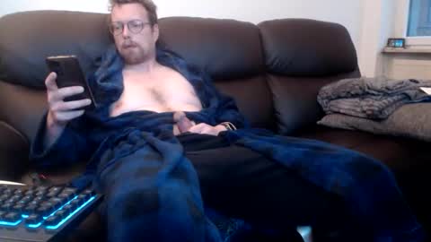 Snapshot of nursefan chatting on December 5, 3:20 pm nursefan online show from December 5, 3:20 pm